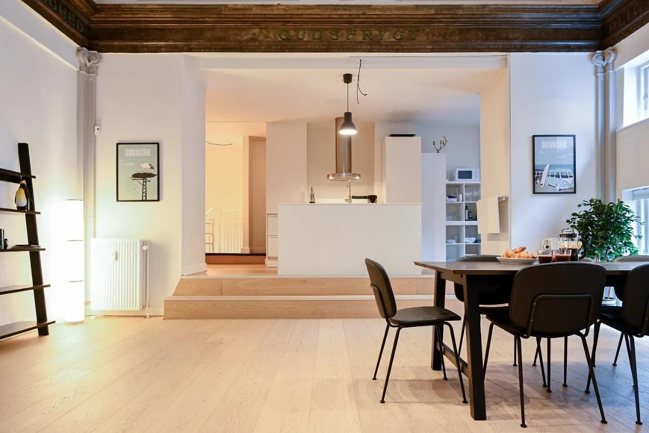 Spacious 2-Bedroom Apartment In The Trendy Area Of Copenhagen Vesterbro