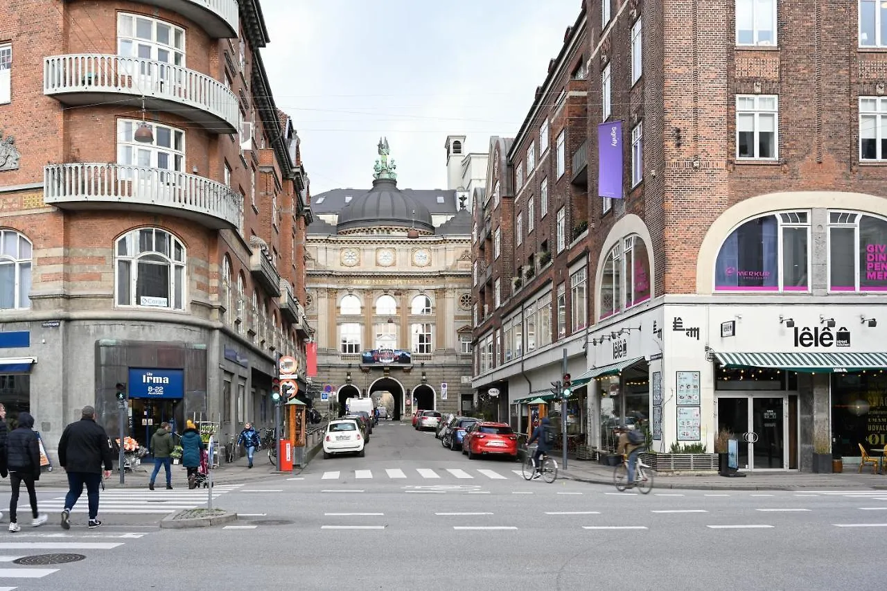 Spacious 2-Bedroom Apartment In The Trendy Area Of Copenhagen Vesterbro